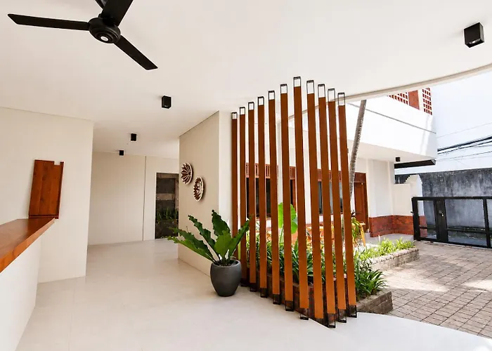 Node Modern Co-living Near Airport 10minute アパート