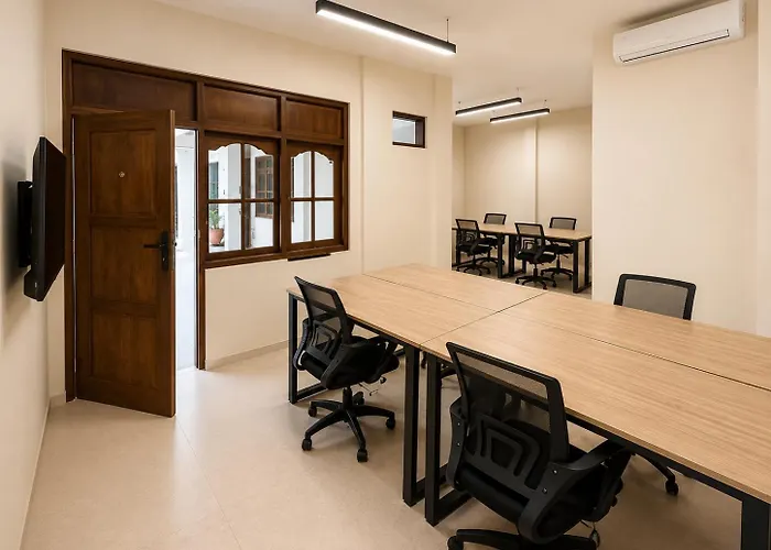 Node Modern Co-living Near Airport 10minute * クタ