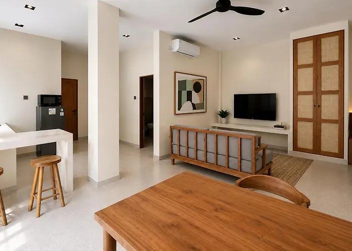 Node Modern Co-living Near Airport 10minute アパート